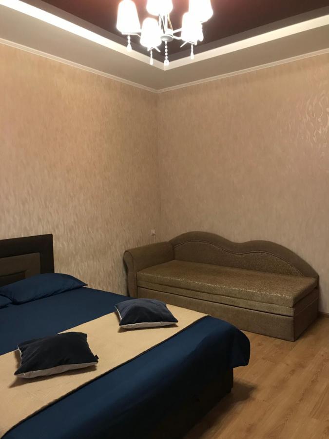 Rent Apartment In The Center Of Tsjernihiv Eksteriør bilde